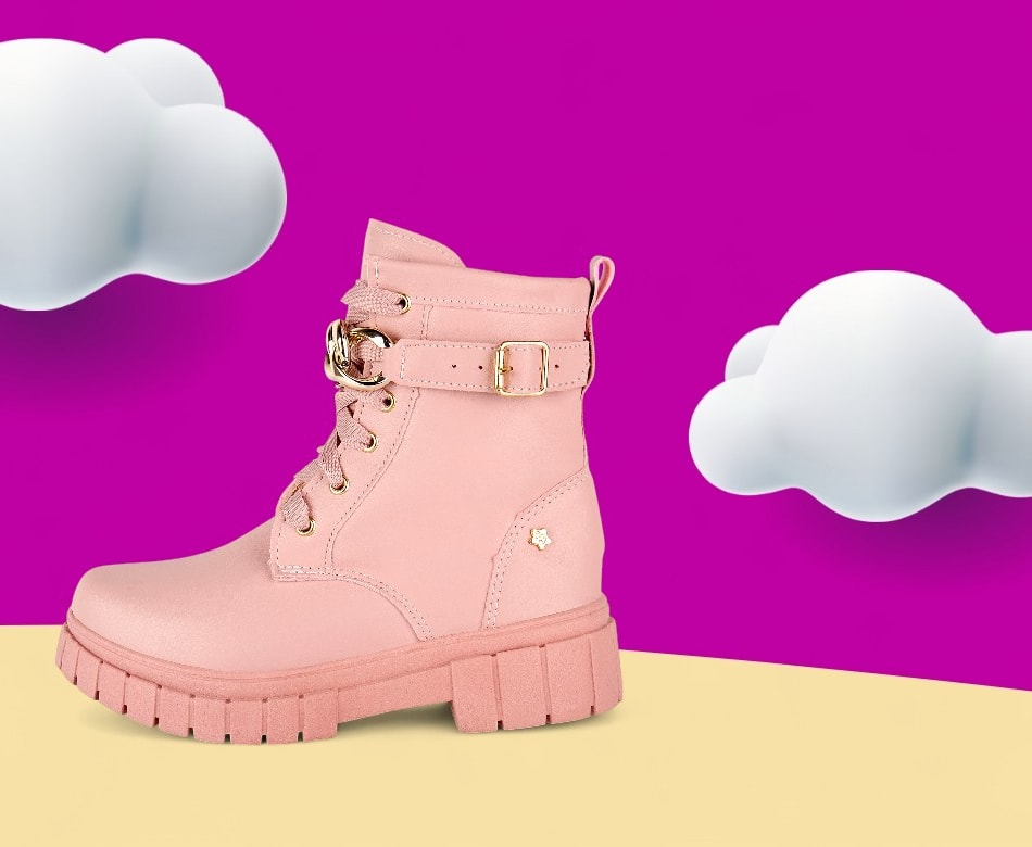 Coturno infantil cano médio com corrente Menina Fashion – tendência e proteção para o inverno