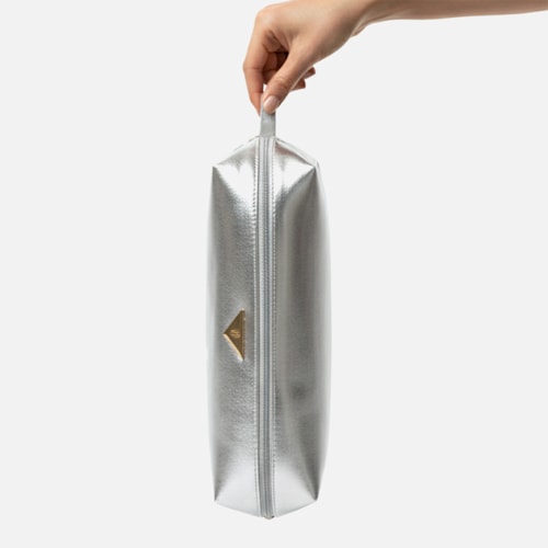 Bolsa Nécessaire Prata Brilho Metalizado Feminina Média Viagem Moderna