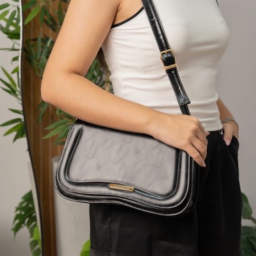 Bolsa Tiracolo Feminina Preta Domidona Média Retrô Chic Alça Ajustável