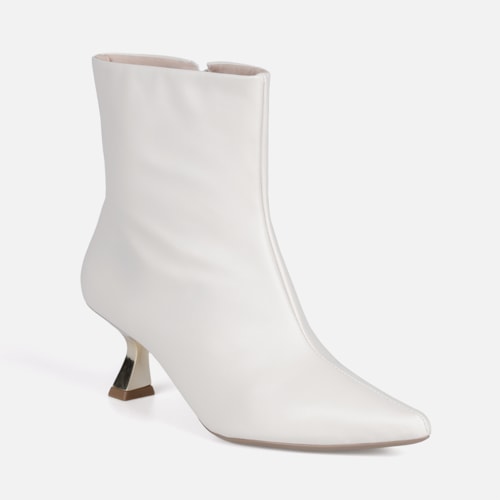Bota Cano Curto Salto Fino Baixo Kitten Heel Metalizado Bico Fino Off White