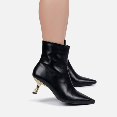 Bota Cano Curto Salto Fino Baixo Kitten Heel Metalizado Bico Fino Preta