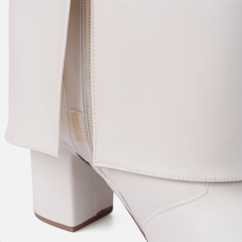 Bota Capa Off White Feminina Cano Alto Salto Alto Bloco Bico Fino