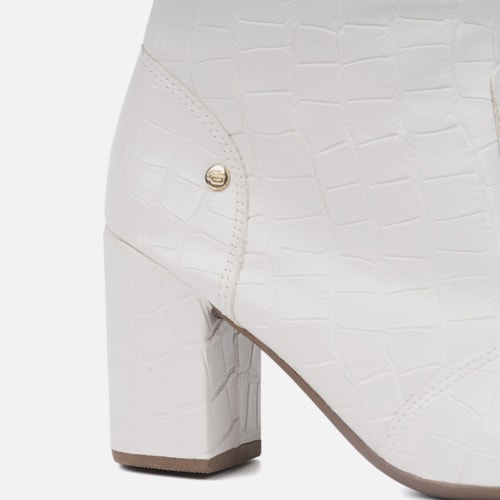Bota Feminina Cano Alto Longo Animal Print Salto Alto Grosso Off White
