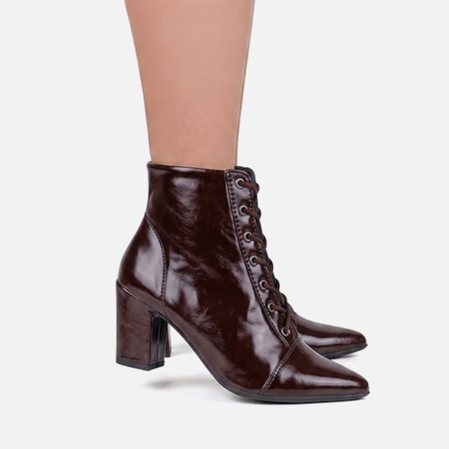 Bota Feminina Cano Curto Bico Fino Salto Grosso Confortável Marrom