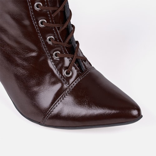 Bota Feminina Cano Curto Bico Fino Salto Grosso Confortável Marrom