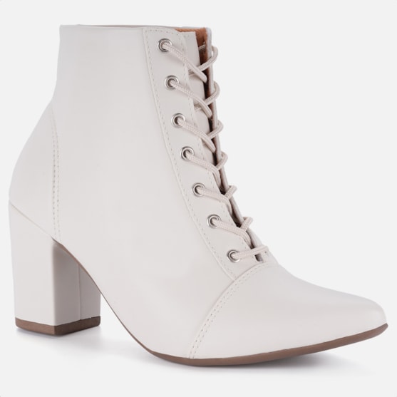 Segunda imagem do produto Bota Feminina Cano Curto Bico Fino Salto Grosso Confortável Off White