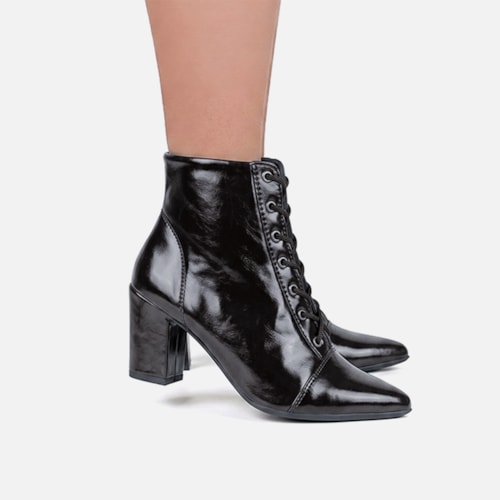Bota Feminina Cano Curto Bico Fino Salto Grosso Confortável Preta