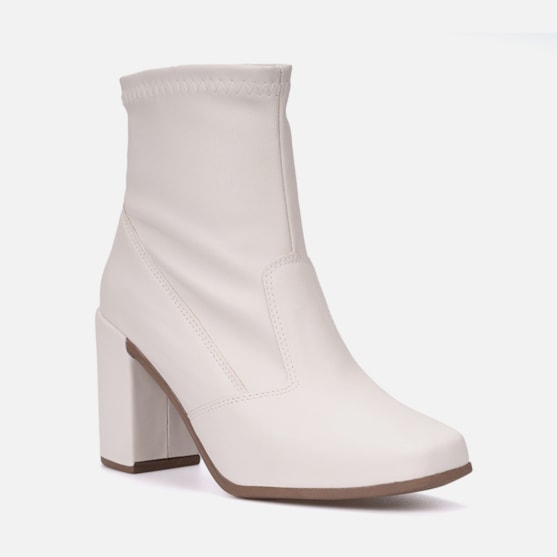Segunda imagem do produto Bota Feminina Cano Curto Salto Grosso Bloco Alto Da Moda Off White