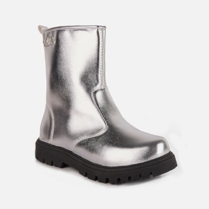 Segunda imagem do produto Bota Infantil Prata Cano Curto Montaria Sola Tratorada Menina Fashion