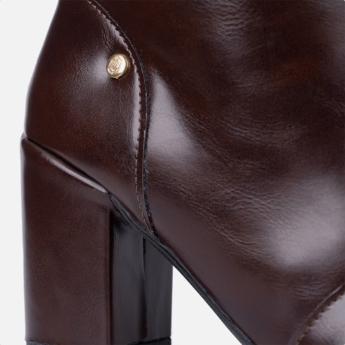 Bota Social Feminina Marrom Cano Alto Bico Fino Salto Alto Bloco