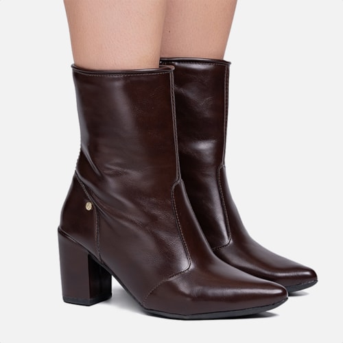 Bota Social Feminina Marrom Cano Curto Salto Alto Bloco Bico Fino