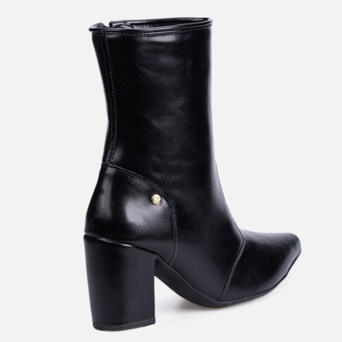 image_60a84eb9-d3f2-4e7c-aea1-c7fe2fd353bd