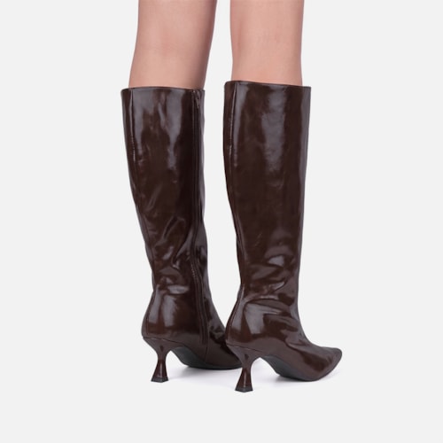 Bota Social Marrom Feminina Domidona Cano Alto Salto Fino Taça Elegante