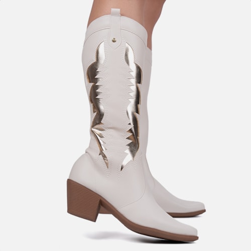 Bota Texana Feminina Western Cano Alto Bordada Bico Fino Off White