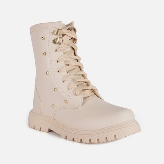 Segunda imagem do produto Coturno Feminino Infantil Tratorado Off White Cano Alto Tachas Douradas