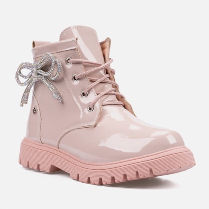 Segunda imagem do produto Coturno Feminino Infantil Tratorado Verniz Com Laço De Strass Rosa