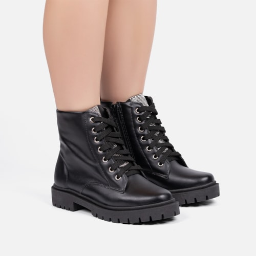 Coturno Feminino Preto Cano Curto Solado Tratorado Zíper Confortável