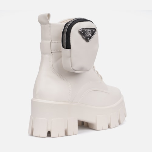 Coturno Feminino Tratorado Com Bolsinha Na Lateral Off White