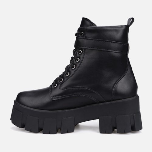 Coturno Feminino Tratorado Com Bolsinha Na Lateral Preto