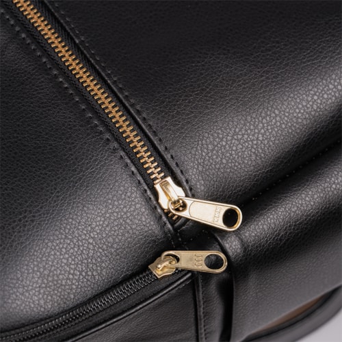 Mochila Feminina Domidona Preta Minimalista Grande Alças ajustáveis