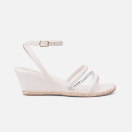 Sandália Anabela Com Detalhe Em Palha E Tira De Strass Off White