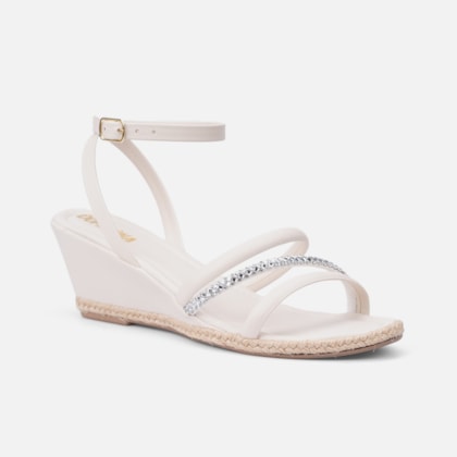 Segunda imagem do produto Sandália Anabela Com Detalhe Em Palha E Tira De Strass Off White