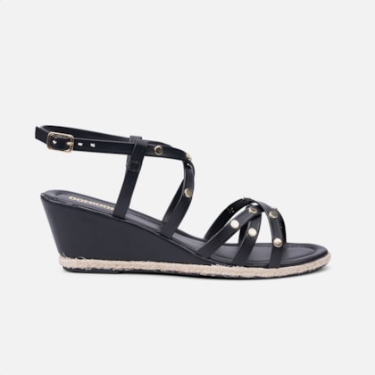 Sandália Anabela Tiras Com Tachas e Fivela Dourada Preta