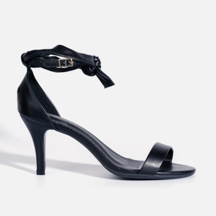 Sandália Feminina De Tira Lisa e Laço Charmoso no Tornozelo Preta