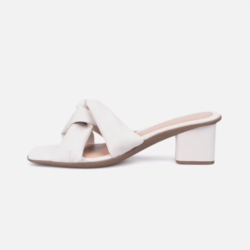 Sandália Feminina Laço Bico Quadrado Salto Médio Bloco Off White