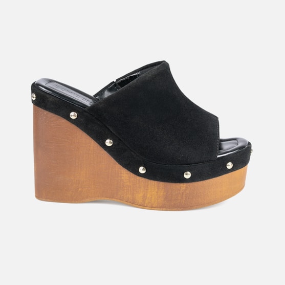 Sandália Feminina Preta Anabela Com Tachas Salto Plataforma Madeira