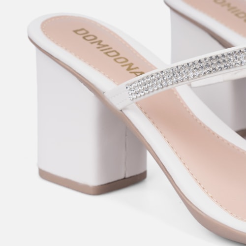 Sandália Feminina Salto Bloco E Tiras Finas Em Strass Off White