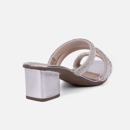 image_c18036f9-ee94-468a-947d-cc39d018cdb5