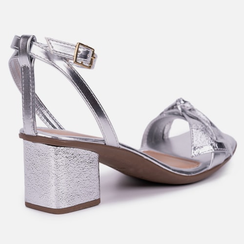 Sandália Feminina Salto Bloco Laço Com Textura Brilhante Moda Prata