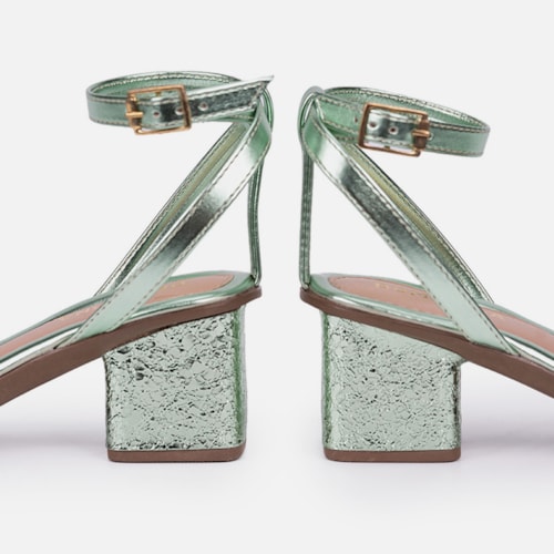 Sandália Feminina Salto Bloco Laço Com Textura Brilhante Moda Verde