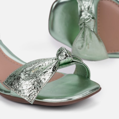Sandália Feminina Salto Bloco Laço Com Textura Brilhante Moda Verde