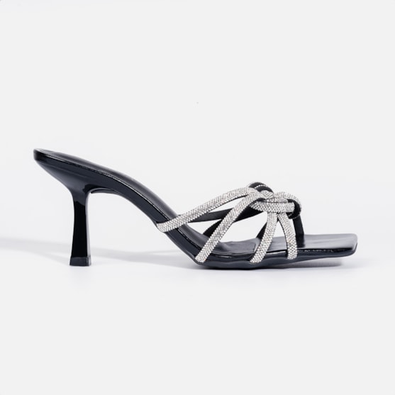 Sandália Feminina Salto Fino Bico Quadrado Tira Em Strass Com Laço Preta