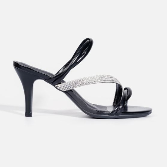 Sandália Feminina Tiras Triplas Cruzadas Com Strass e Salto Alto Fino Preta