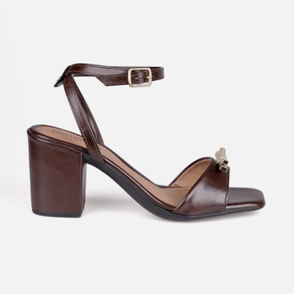 Sandália Marrom Salto Alto Bloco Bico Quadrado Com Laço ABS Metalizado