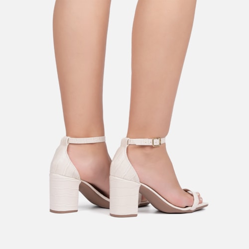 Sandália Off White Feminina Animal Print Salto Bloco Tira Única Com Fivela