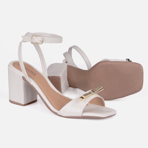 Sandália Off White Salto Alto Bloco Bico Quadrado Com Laço ABS Metalizado