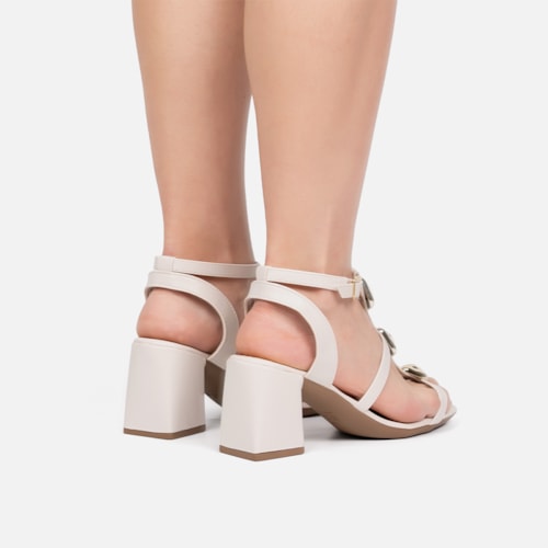 Sandália Off White Salto Alto Grosso Tiras Finas Com ABS Metalizado
