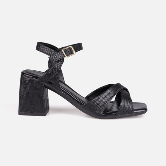 Sandália Preta Salto Bloco Tiras Cruzadas Com Fivela Bico Quadrado