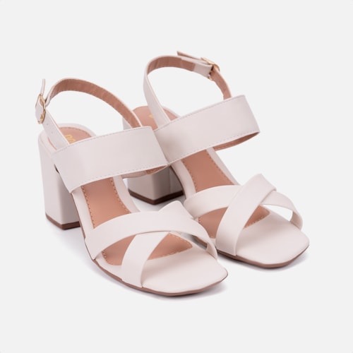Sandália Salto Médio Grosso Tiras Cruzadas Feminina Domidona Off White