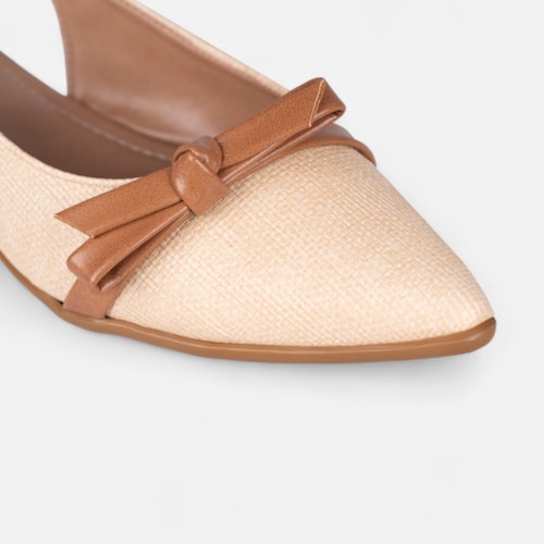 Sapatilha Bege Slingback Fivela Bico Fino Laço Delicado