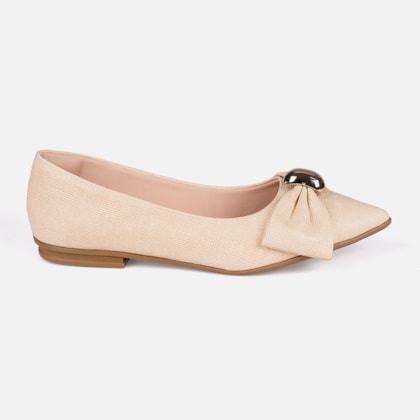 Sapatilha Feminina Bege Bico Fino Laço Com Aplique Oval Metalizado