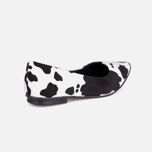 Sapatilha Feminina Camurça Animal Print Vaca Preta Bico Fino