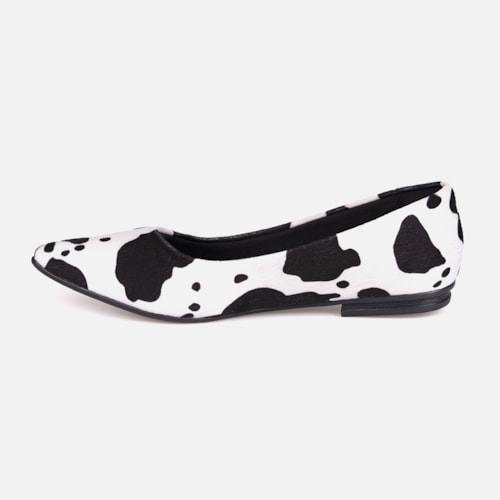 Sapatilha Feminina Camurça Animal Print Vaca Preta Bico Fino
