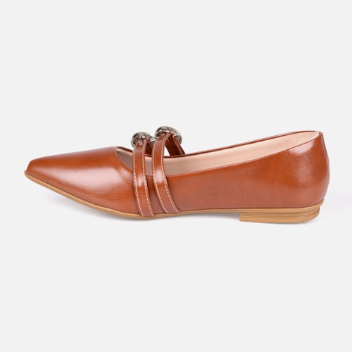 Sapatilha Verniz Caramelo Bico Fino Tiras Duplas Fivela Oval Estilo Boho