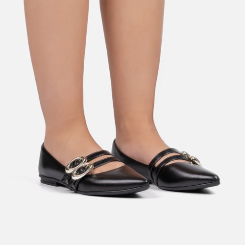 Sapatilha Verniz Preta Bico Fino Tiras Duplas Fivela Oval Estilo Boho