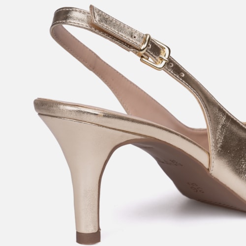 Scarpin Feminino Slingback Bico Fino Metalizado Salto Fino Elegante Dourado